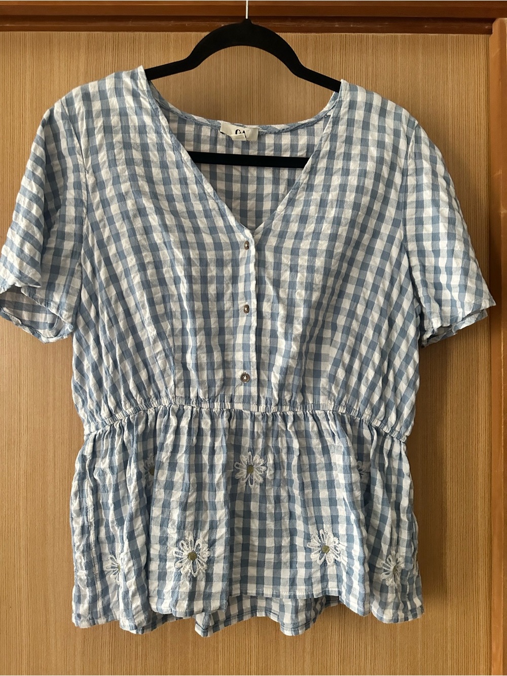 *4 tops for $10* - Picture 4 of 4